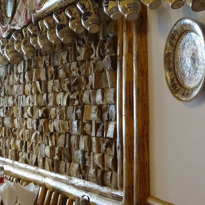 Panou decorativ 3D din lemn cu design modern