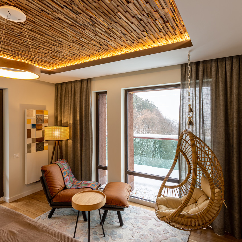 Panouri decorative 3D din lemn aplicate pe perete