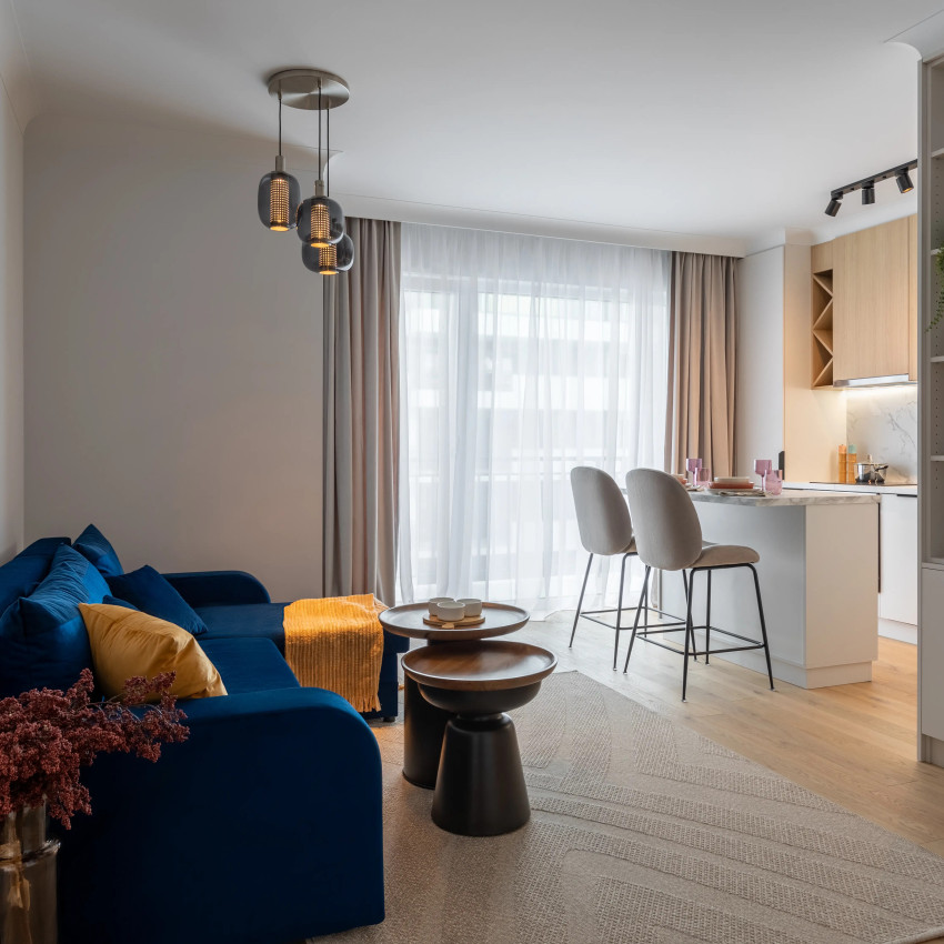 Cornisa decorativa din polimer rigid C16