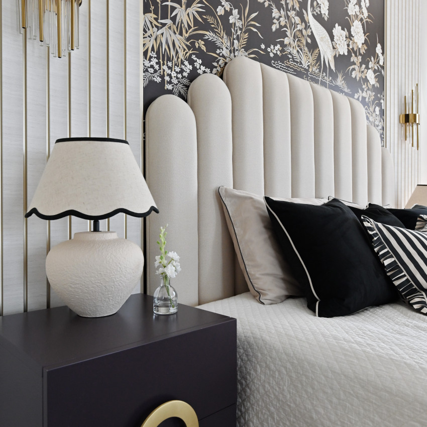Tapet 3D alb cu linii aurii, design modern, living