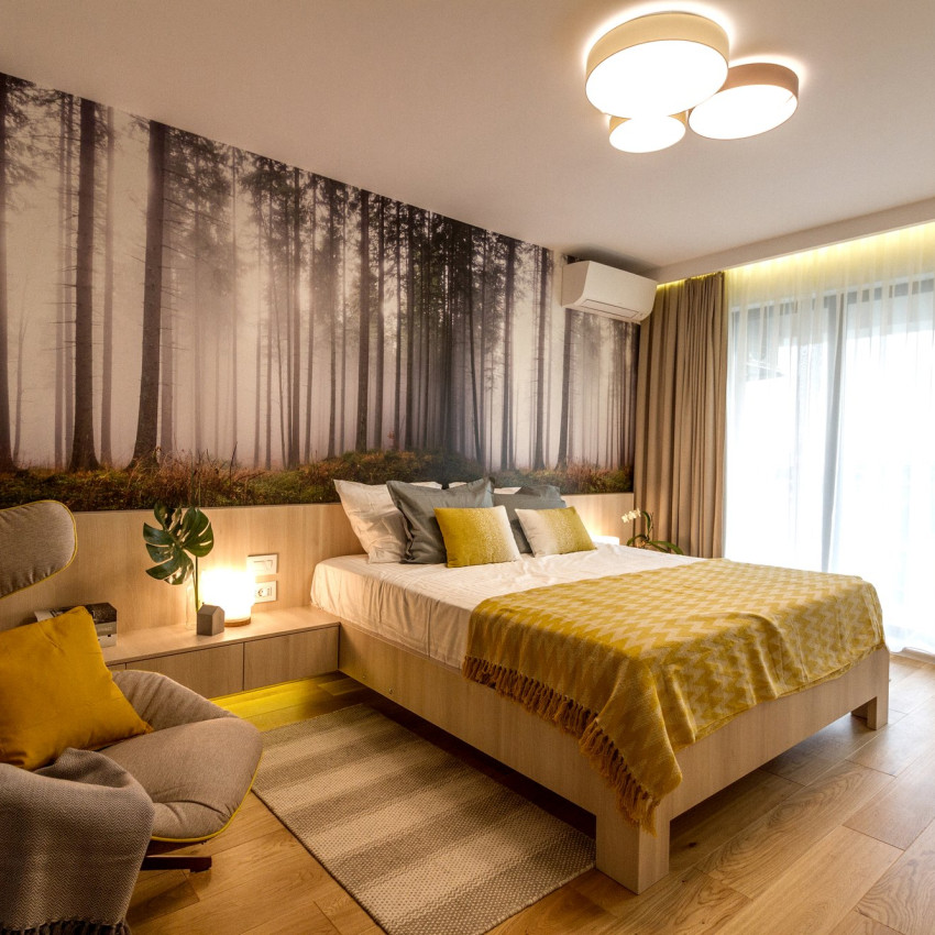 Tapet 3D cu design realist al unei păduri învăluite în ceață, perfect pentru hol, dormitor sau sufragerie.