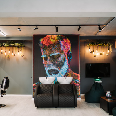 Men’s crib barber shop