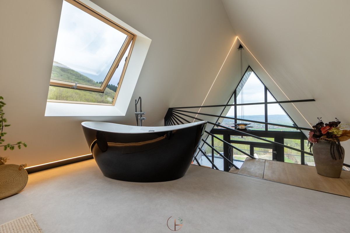 hermina-goia-studio-restaurant-a-frame