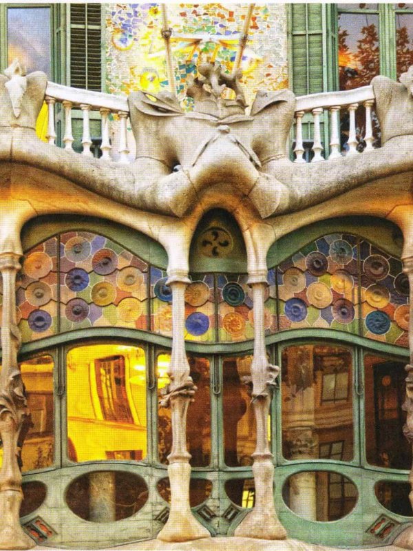 comoara arhitecturală a lui gaudi