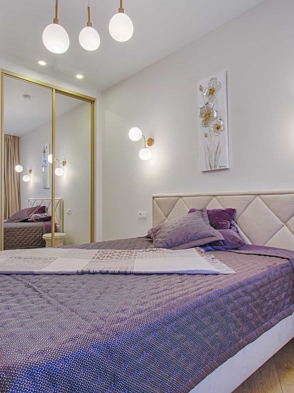 Amenajare Dormitor Mic – Idei și Sfaturi de la Designeri