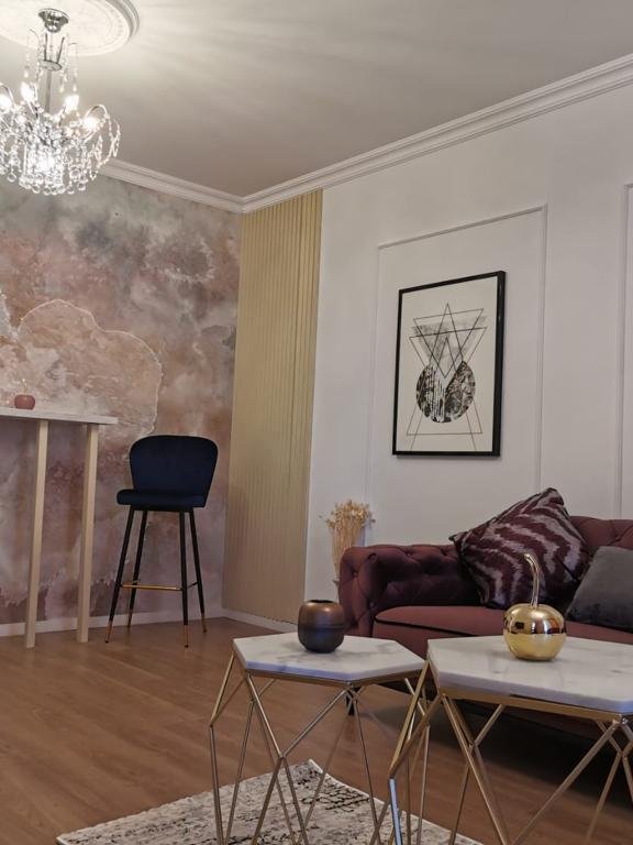 De la vis, la realitate: renovarea unui apartament cu 2 camere din Ansamblul Rezidential H Pipera Lake. Interviu cu arhitecta Iulia Bosoteanu