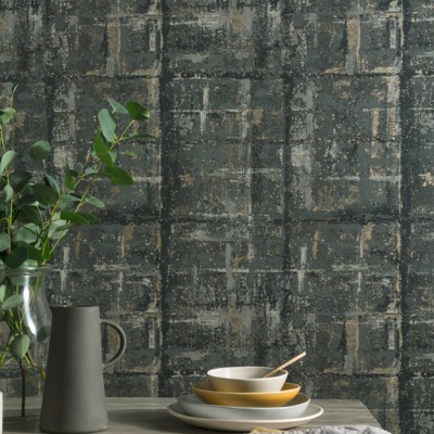 Tapet texturat gri închis, cu aspect de beton brut. Design industrial modern.