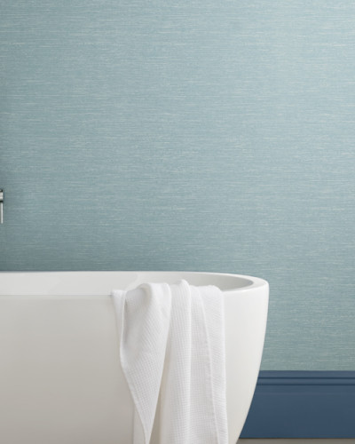 Tapet Raffia Seafoam Green Luxury Plain, cu aspect de rafie, în nuanța verde de mare, textură fină, pentru dormitor, living, baie.