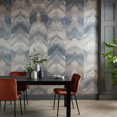 Tapet geometric cu design modern in nuante de argintiu mat si maro deschis
