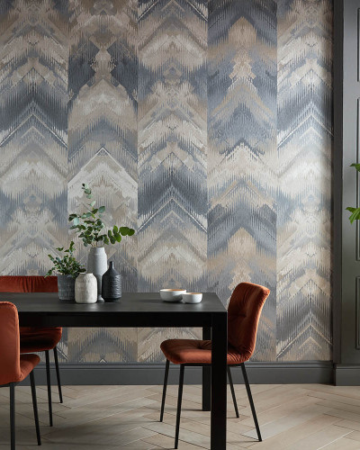 Tapet geometric cu design modern in nuante de argintiu mat si maro deschis