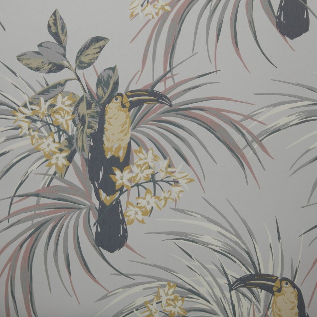 Tapet cu design tropical, cu tucani gri pe fond gri deschis.