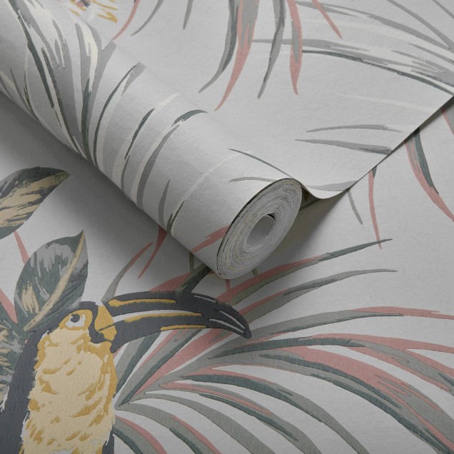 Tapet cu design tropical, cu tucani gri pe fond gri deschis.