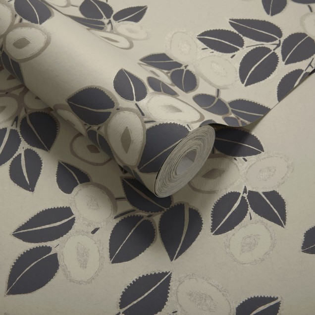 Tapet cu frunze negre pe un fundal crem, Jet Black Luxury Leaf, cu un design sofisticat