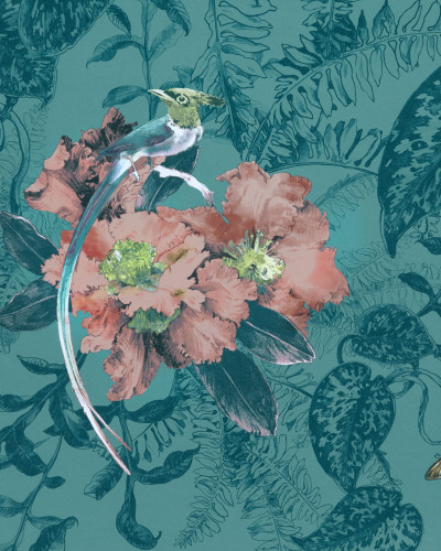 Tapet Hedgerow, Mineral Green, cu un design floral complex, cu flori și păsări exotice, pe un fundal verde mineral.