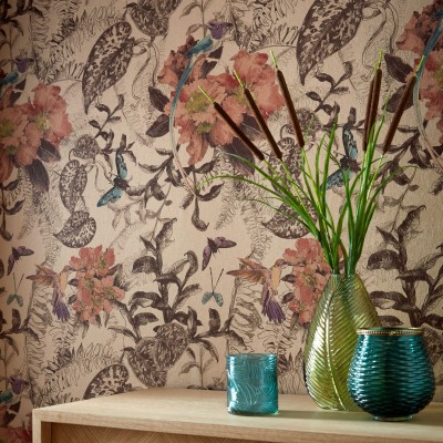 Tapet Hedgerow Copper Luxury Feature cu motive florale, păsări și frunze exotice