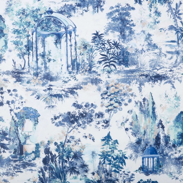 Tapet Pavilion Blue Luxury Toile cu design floral delicat in nuante de albastru pe un fundal alb.