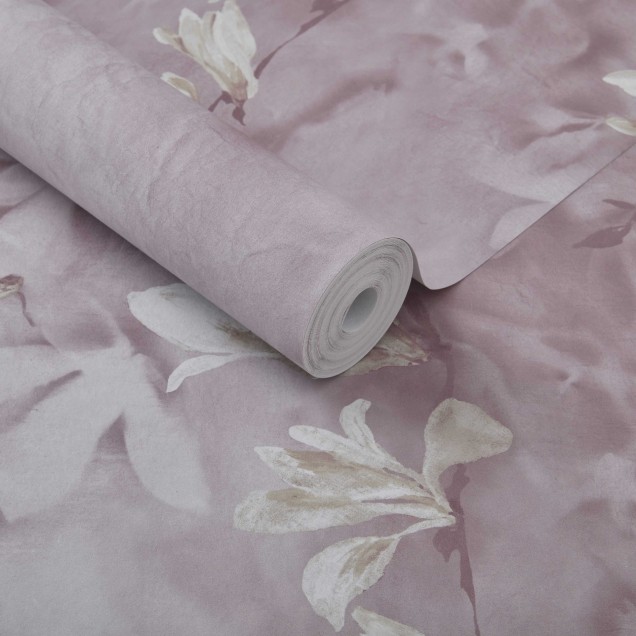 Tapet Trailing Magnolia Blush Pink Luxury Floral cu flori de magnolie roz pudrat.