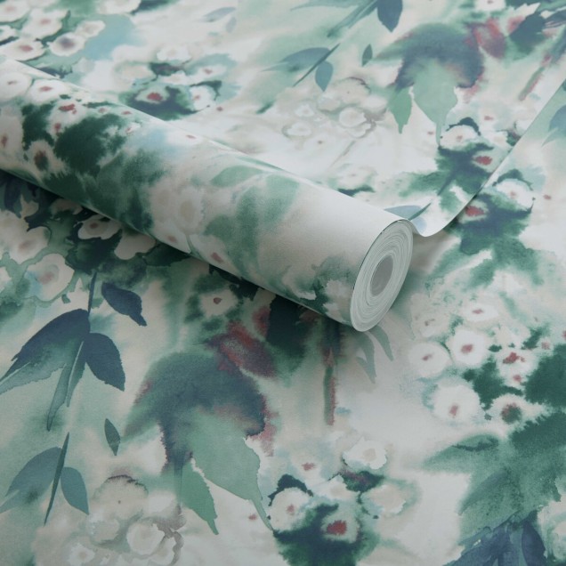 Tapet floral verde smarald cu flori albe delicate pe un fond alb