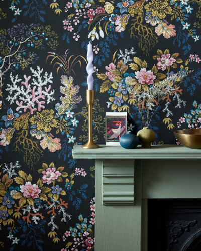 Tapet cu model floral negru