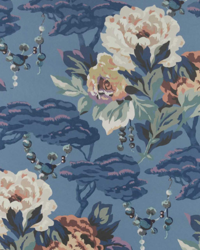 Tapet floral Paeonia Indigo Purple cu flori roz pal și portocaliu aprins pe un fundal bleu-indigo