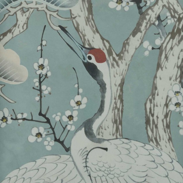 Tapet Kyoto Blossom, Mist Blue cu flori de cires, pasari si un fundal albastru estompat
