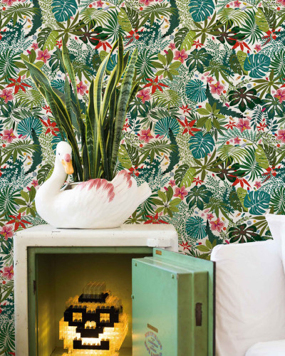 Tapet cu design tropical, frunze și flori exotice