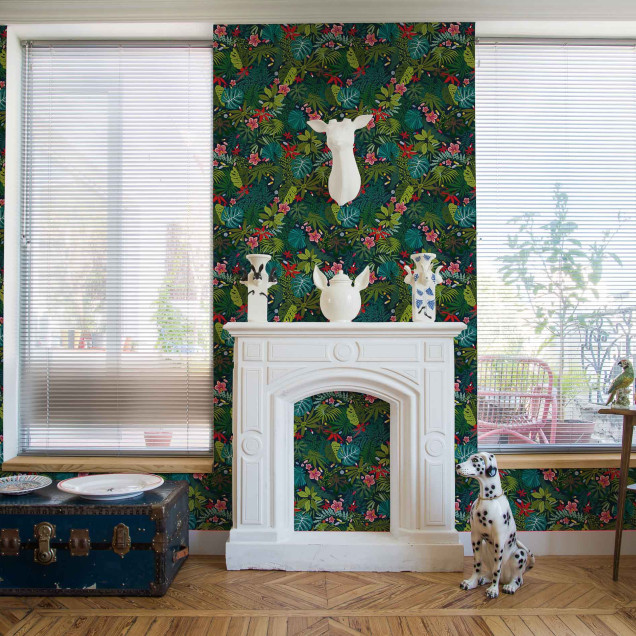 Tapet cu design de junglă tropicală luxuriantă