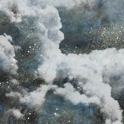 Tapet lavabil Clouds, Night, Coordonne cu un design abstract de nori albi pe un fundal albastru-închis, perfect pentru dormitor.