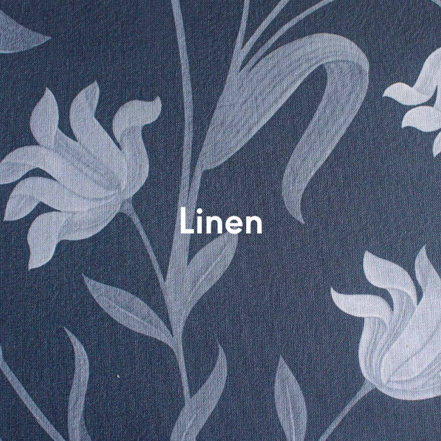 Tapet floral bleumarin cu design stilizat