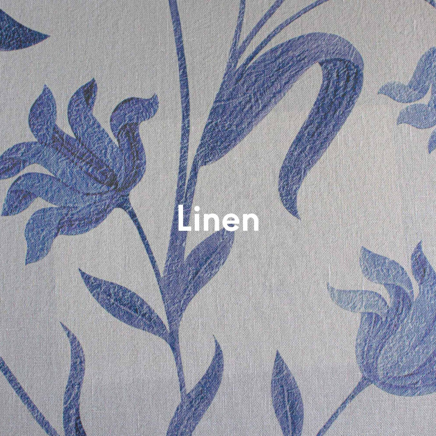 Tapet floral bleumarin cu design stilizat