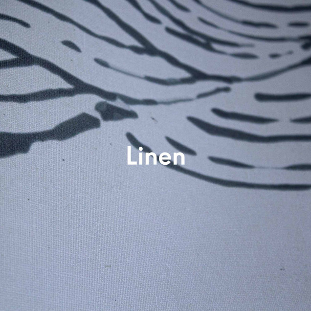 Tapet cu design valuri negre
