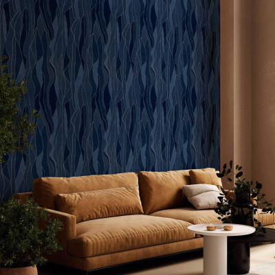 Tapet cu model abstract în nuanțe de albastru într-un living modern