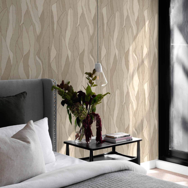 Tapet bej cu model abstract într-un dormitor modern