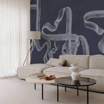Tapet abstract cu linii fluide într-un interior modern