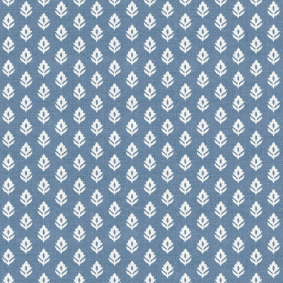 Tapet floral albastru cobalt într-un decor interior clasic
