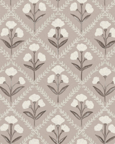 Tapet floral taupe într-o baie elegantă