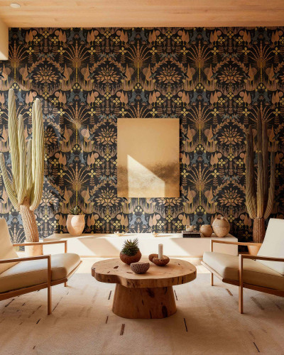 Tapet cu model floral inspirat de natură, cu nuanțe calde și accente de aur, ideal pentru a crea o atmosferă relaxantă și elegantă în orice cameră.