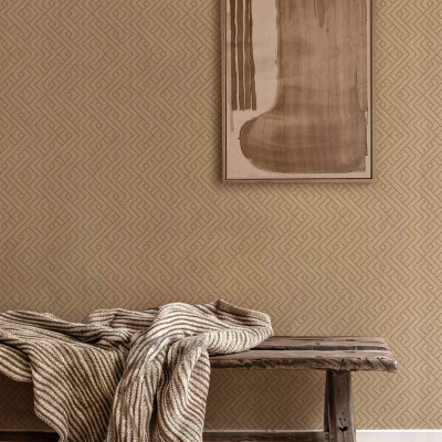 Tapet lavabil Interwoven Sand, cu un model geometric minimalist în nuanțe de nisip cald.