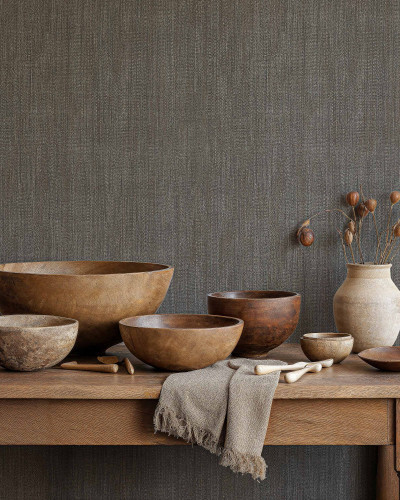 Tapet cu aspect textil maro, decor neutru