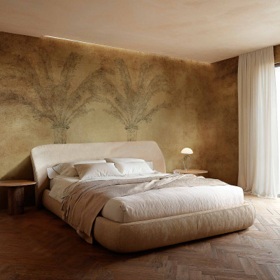 Tapet auriu cu design elegant de palmieri într-un dormitor