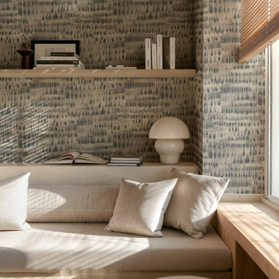 Tapet decorativ cu design abstract în nuanțe de indigo și bej