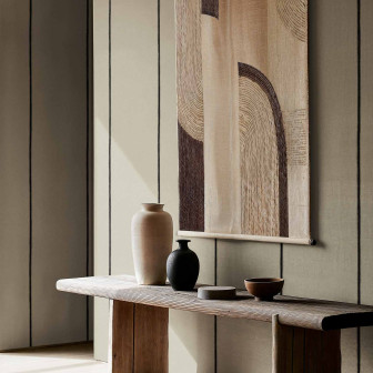 Tapet elegant cu model vertical subtil