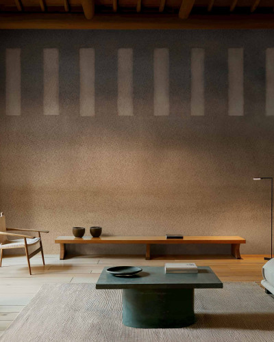 Tapet elegant cu model subtil într-un living modern