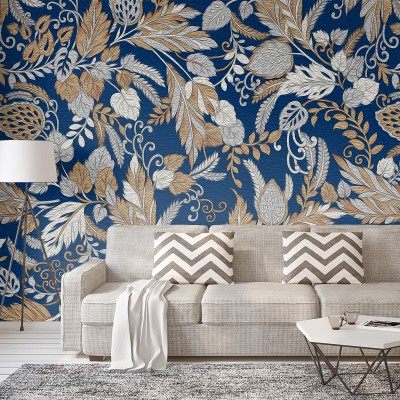 Wallpaper floral cu detalii argintii și aurii pe fundal albastru