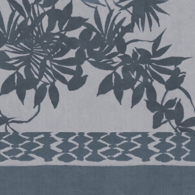 Tapet floral cu design elegant și subtil