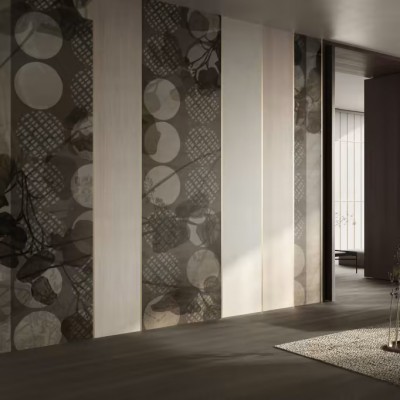 Tapet cu design minimalist cu flori delicate și modele geometrice subtile