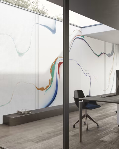 Tapet modern cu design abstract, culori vii și linii curbe, perfect pentru living, dormitor sau birou.
