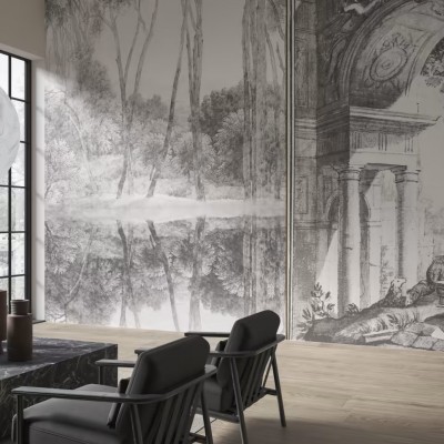 Tapet cu design clasic, inspirat din arhitectura italiană, cu un peisaj liniștit, cu copaci și o arcadă monumentală, realizat în nuanțe delicate de gri.