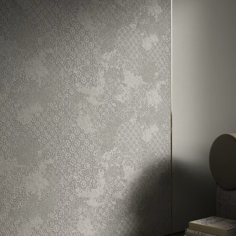 Tapet decorativ cu model subtil