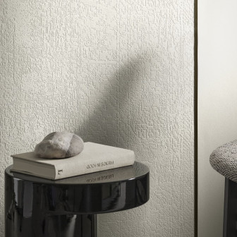 Tapet texturat bej într-un interior modern